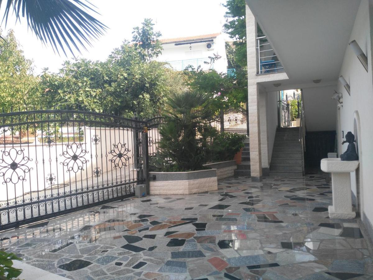 Villa Mira Trogir Luaran gambar